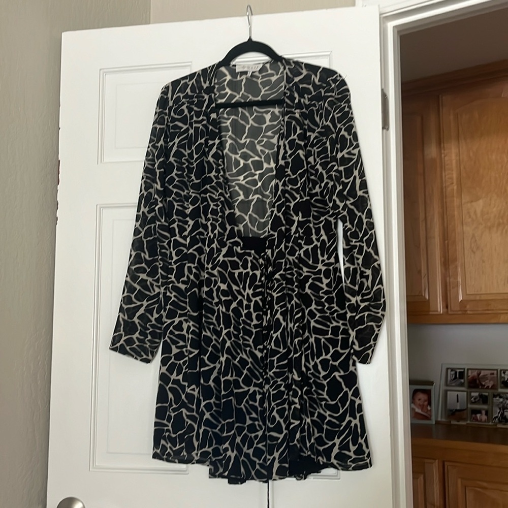 Lovely, modern robe like-dress
